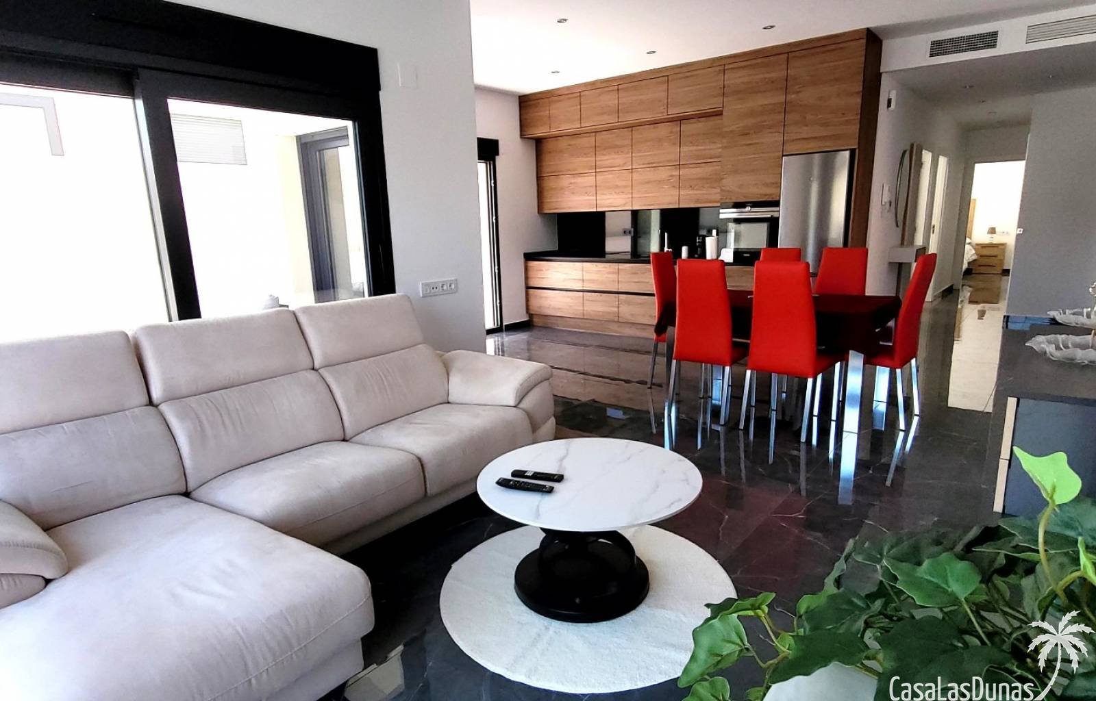 **Achtung! In der Nähe dieser Villa finden derzeit Bauarbeiten statt.
Diese charmante Villa bietet allen Komfort für einen erholsamen Aufenthalt an
