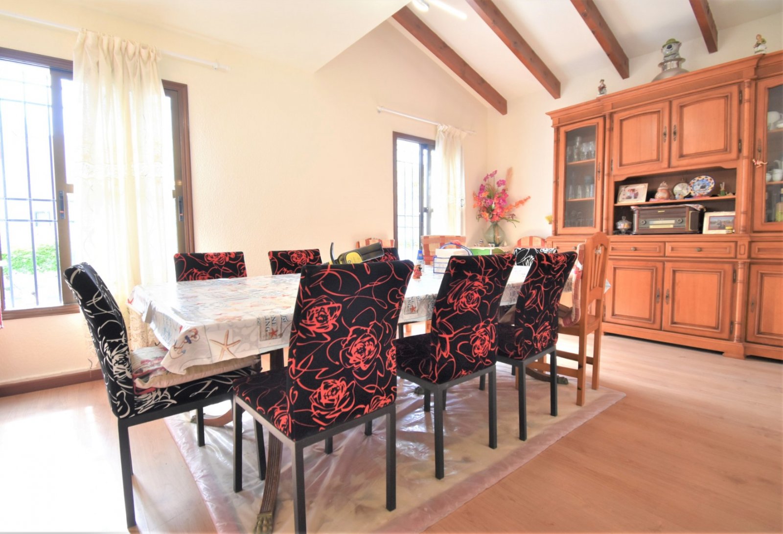 This South Facing, Absolutely Stunning, Four Bedroom, Detached Villa in Villamartin, is located just a couple of minutes drive from the Villamartin
