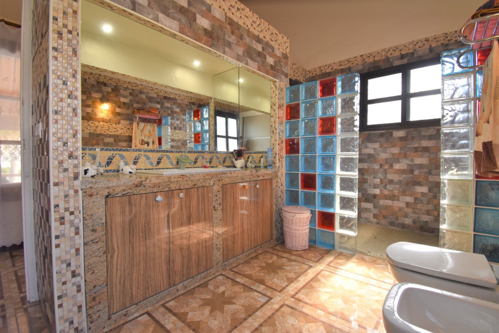 This South Facing, Absolutely Stunning, Four Bedroom, Detached Villa in Villamartin, is located just a couple of minutes drive from the Villamartin