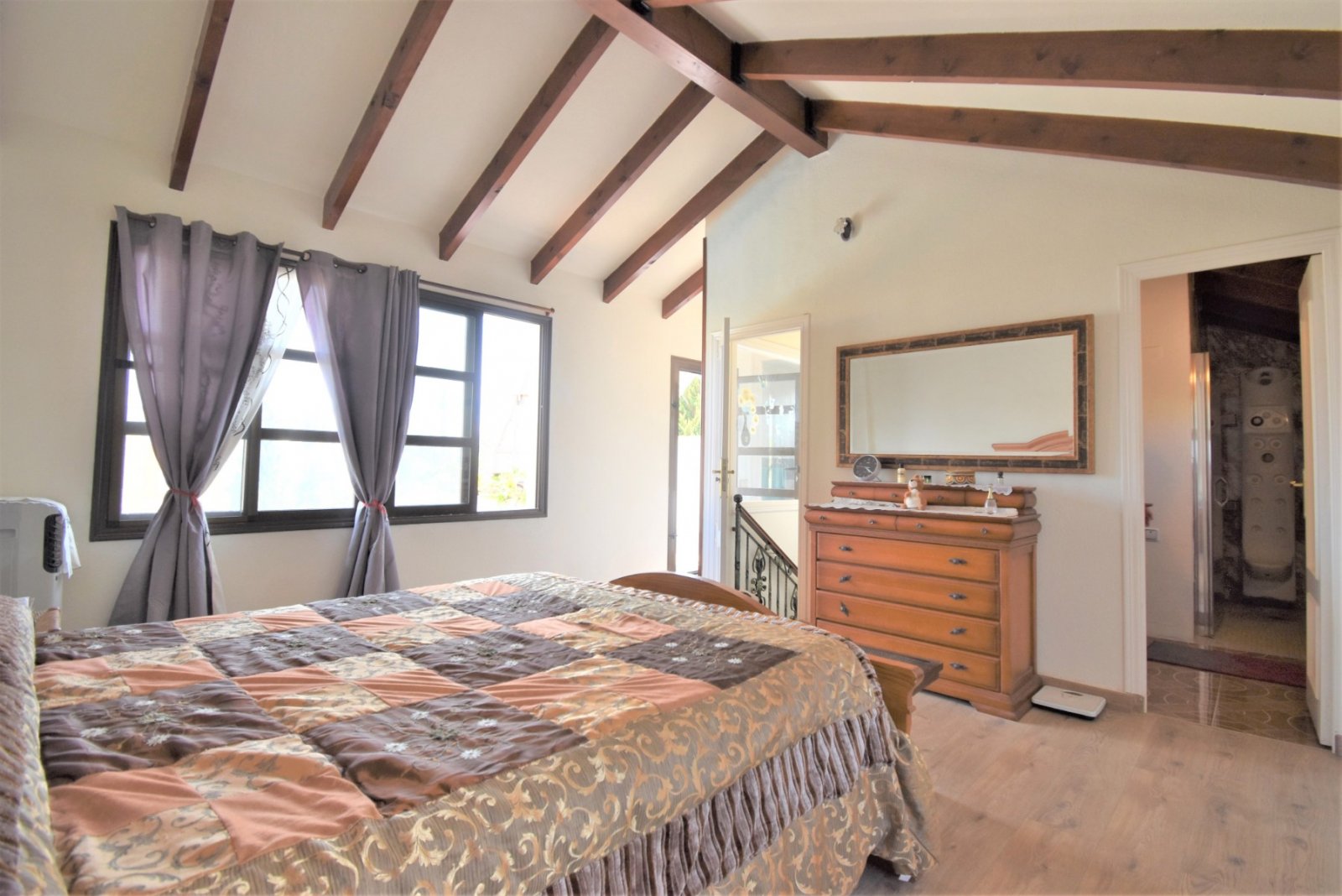 This South Facing, Absolutely Stunning, Four Bedroom, Detached Villa in Villamartin, is located just a couple of minutes drive from the Villamartin