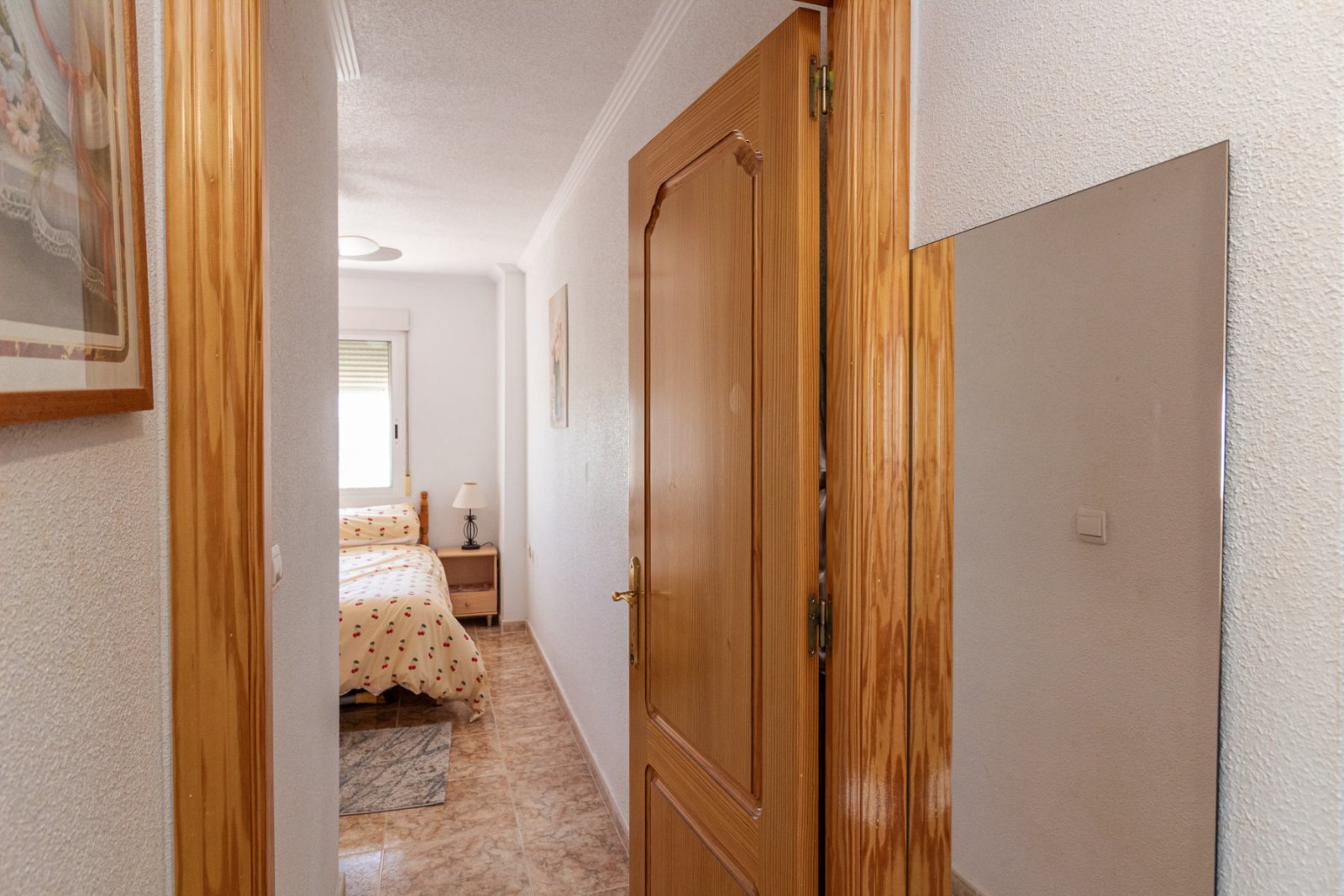 Wohnung im ersten Stock in La Zenia nur 700 Meter vom beliebten La Zenia Beach entfernt, bekannt für seinen Sandstrand, die entspannte Atmosphäre und