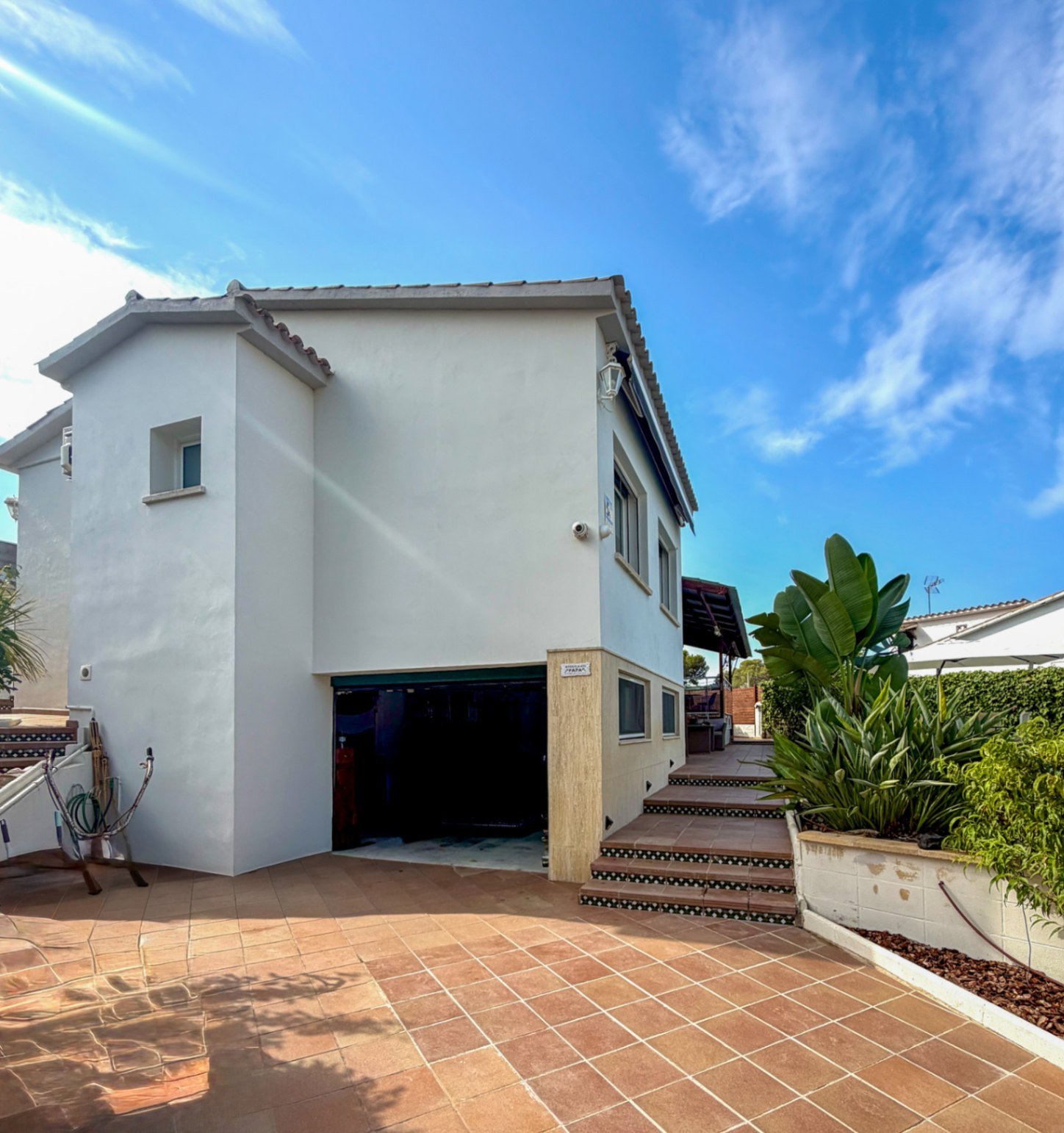 Atemberaubende Freistehende Villa mit Privatpool und Üppigem Garten in Mas den Serra Eingebettet in den ruhigsten und begehrtesten Teil des a