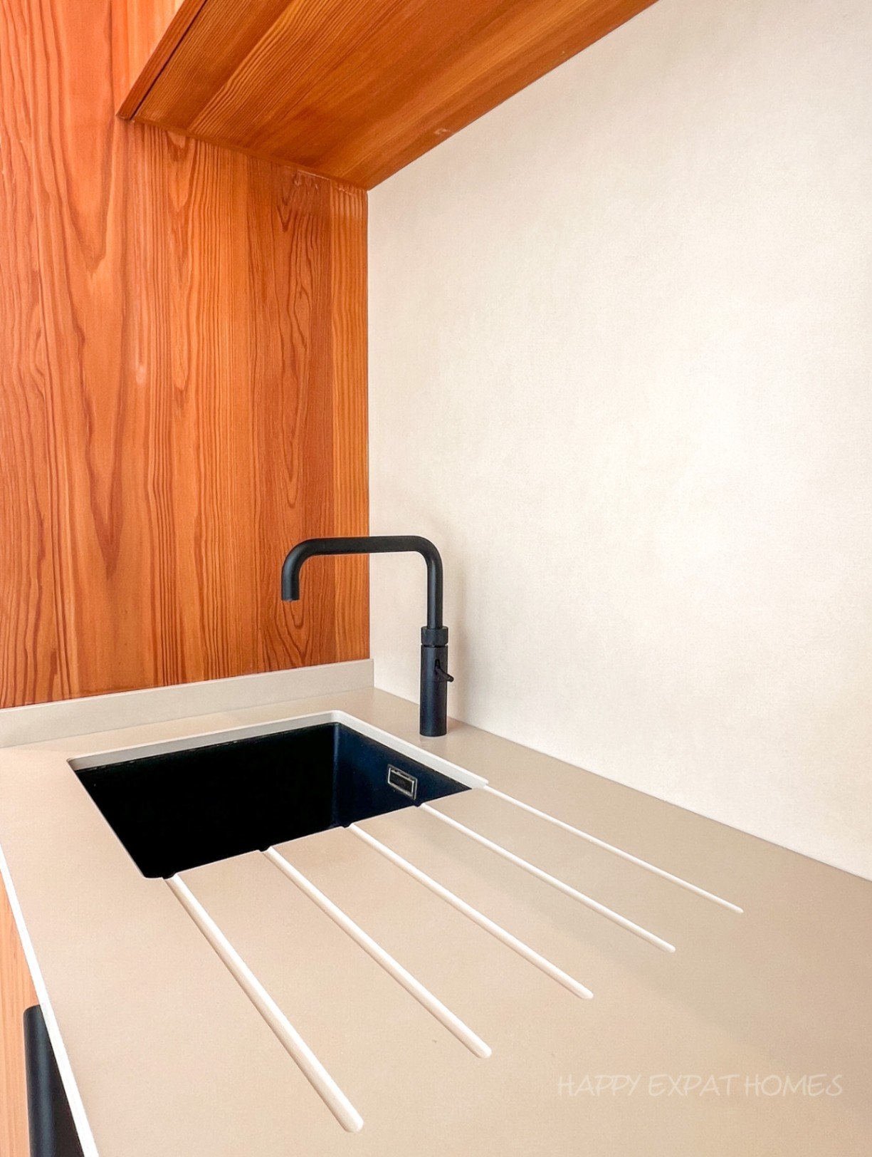 Zeitgenössische Öko-Villa: Wo Natur auf modernes Design trifftMas Alba – Ein nachhaltiges Refugium 5 Minuten von Sitges entfernt Erleben Sie ein Z