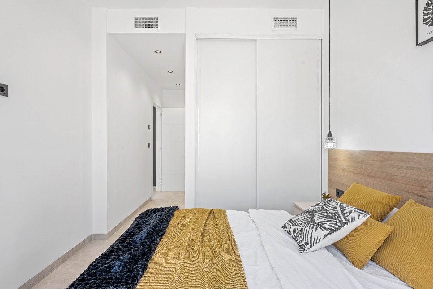 Located in Blue Lagoon, within walking distance of all amenities, is this beautiful villa, originally a show house for the project. This is immediat