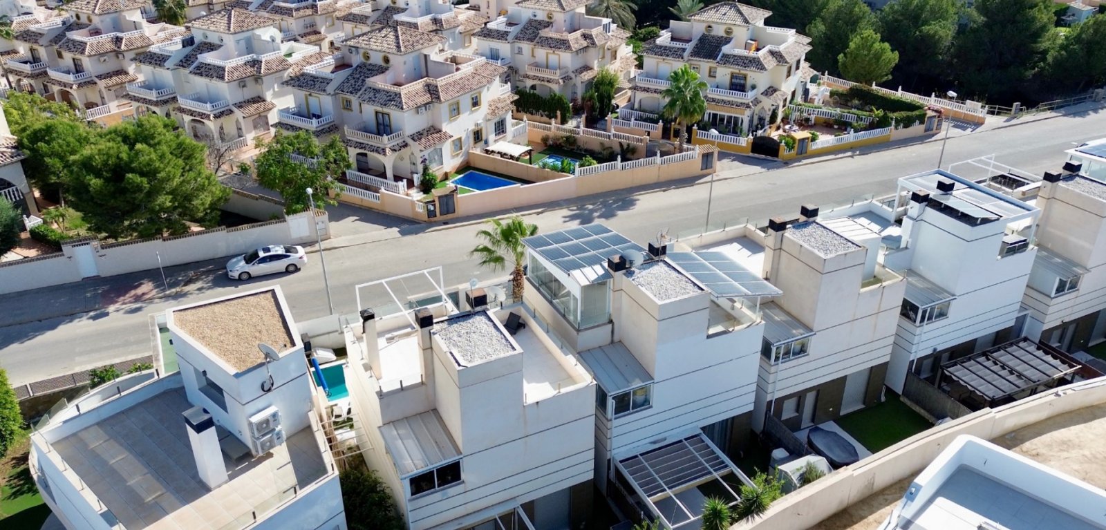  &amp;amp;#13;&amp;amp;#13;&amp;#13;&amp;#13;
Entdecken Sie dieses gepflegte freistehende Haus in der begehrten Gegend Lomas de Cabo Roig / 