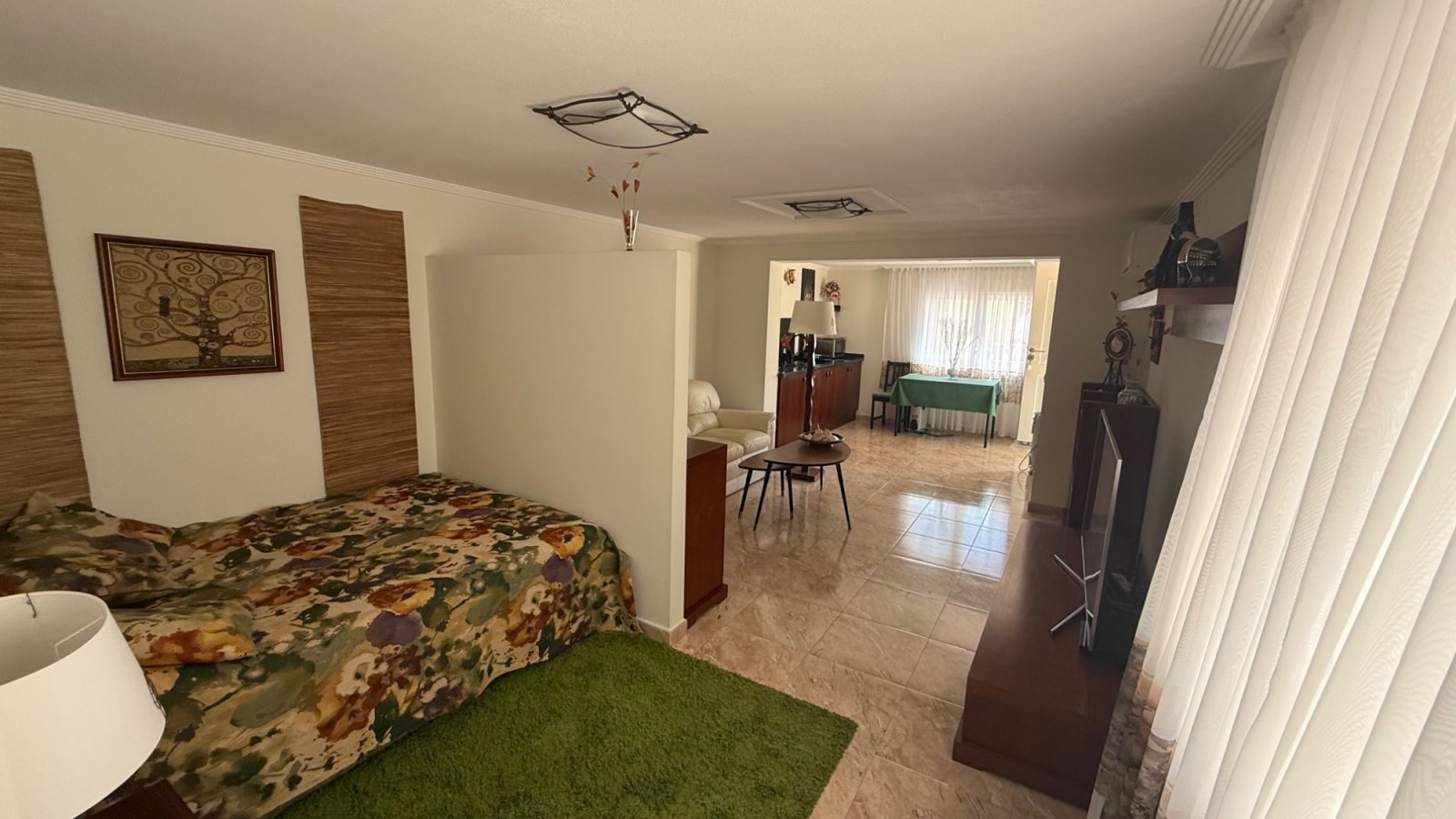 Makellose 7-Schlafzimmer-Villa mit Salzwasserpool in Los Balcones

Entdecken Sie diese außergewöhnliche, komplett renovier