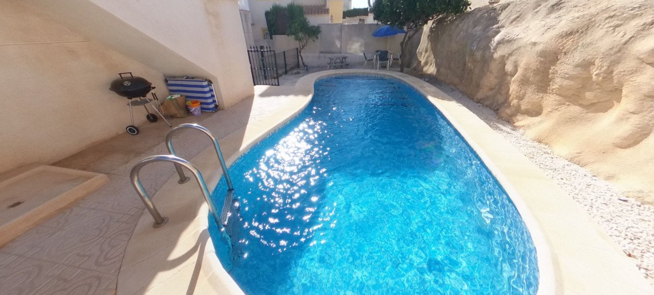   Fabulous renovated 5 bedroom villa with private pool, perfectly situated in the vibrant area of La Zenia. Offering a seamless blend of modern comfor