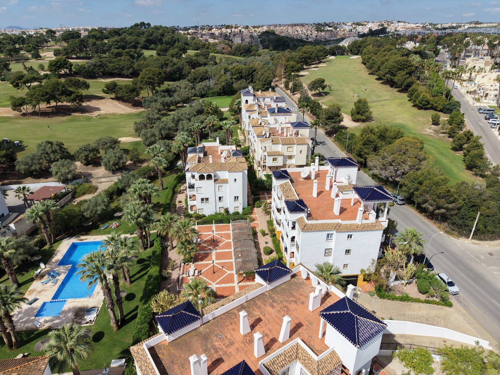 This East Facing, Two Bedroom, Second Floor Apartment in Villamartin is located in a superb position on the Orihuela Costa, just ten metres from the