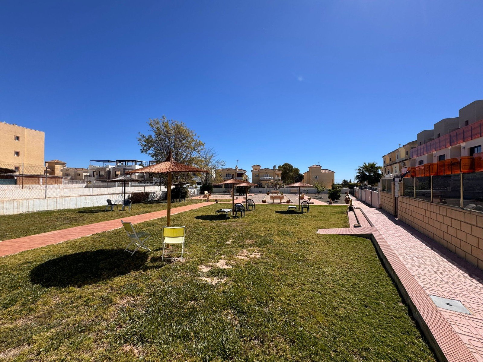This charming property is tucked away in a lovely cul-de-sac, offering peace and privacy. Distributed over three levels, the home features three spa