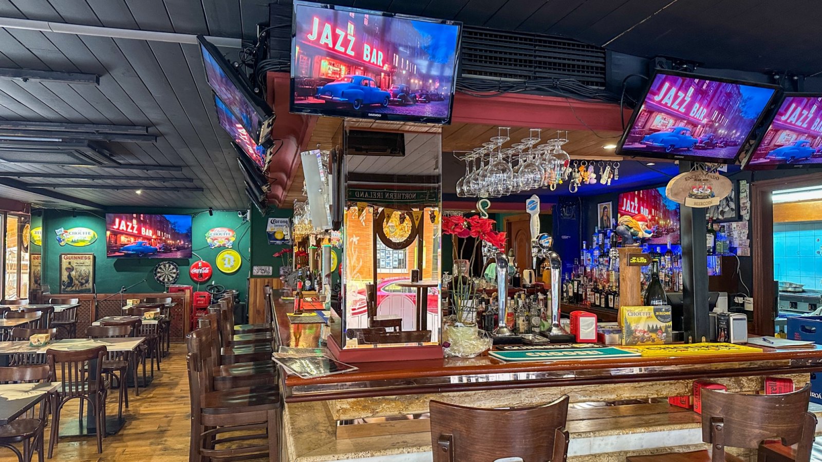 

Eine hervorragende Gelegenheit, eine erstklassig gelegene Bar mit Restaurant nur wenige Schritte vom beliebten Playa del
