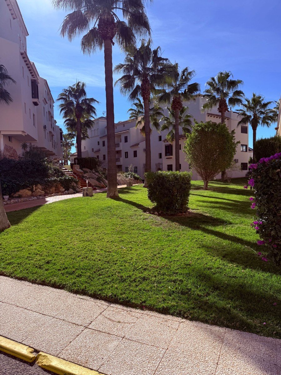   This beautifully renovated and fully furnished 138m² apartment offers spacious, modern living with high-quality finishes throughout. Designed for co