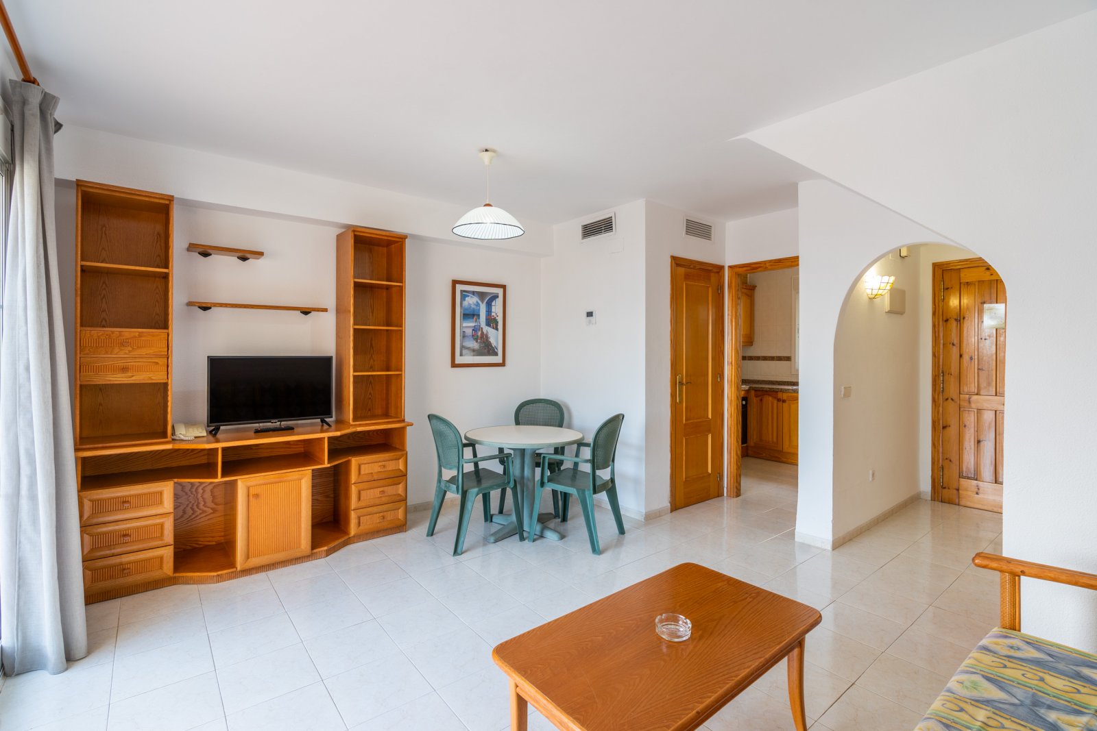 In der schönen Stadt Calpe gelegen, bietet diese Wohnanlage eine Vielzahl von Wohnmöglichkeiten, die auf unterschiedliche Bedürfnisse und Vorlieben z