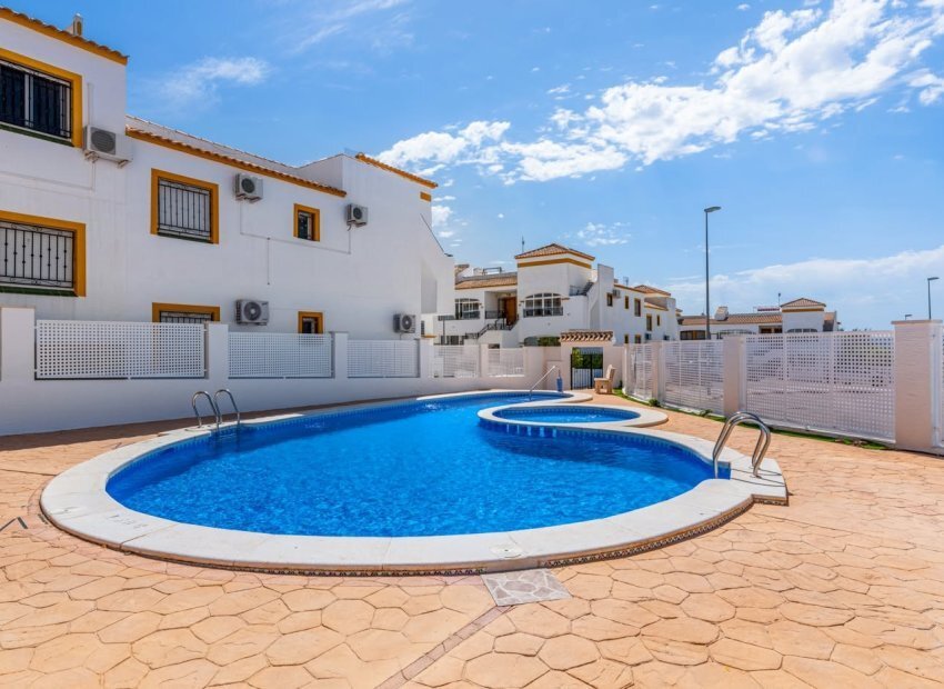 Course. Surrounded by a relaxed Mediterranean atmosphere and an excellent selection of amenities, the resort is ideally suited to those seeking a ho
