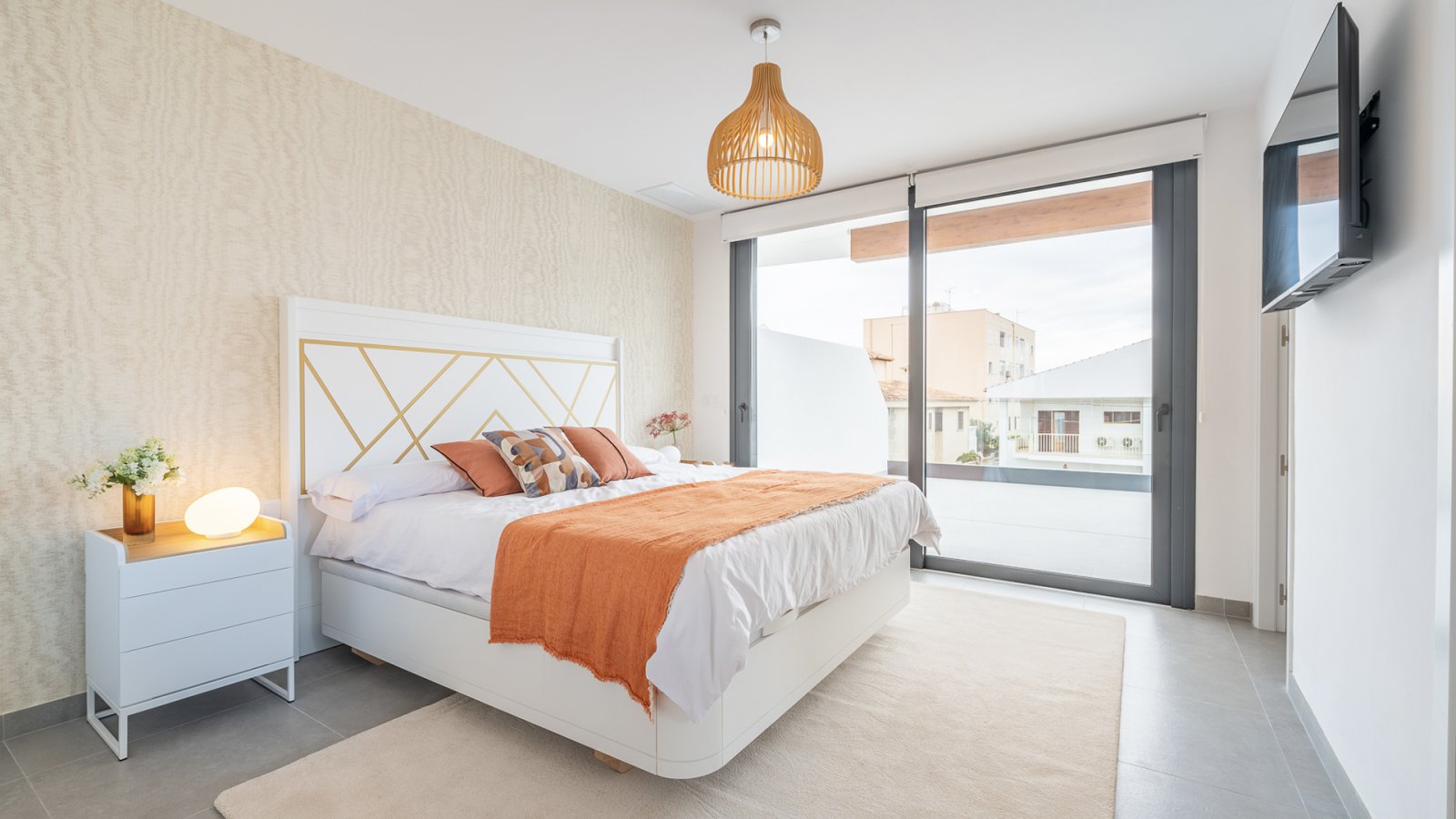 Luz de Cala Ratjada ist ein luxuriöses Wohnprojekt im östlichsten Teil der Insel Mallorca, in der Gemeinde Cala Rajtada und in einer einzigartigen Um