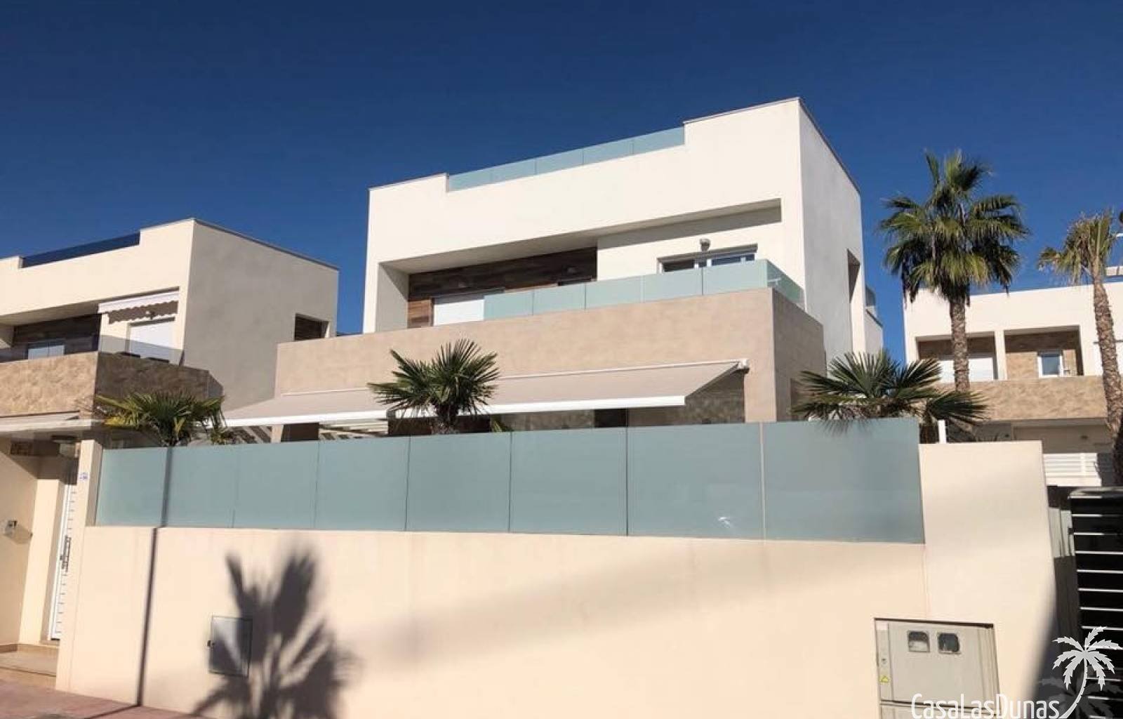 Villa Alegria ist das ideale Reiseziel für einen unvergesslichen Urlaub. Schon beim Betreten des geschmackvoll eingerichteten Wohnzimmers werden Sie