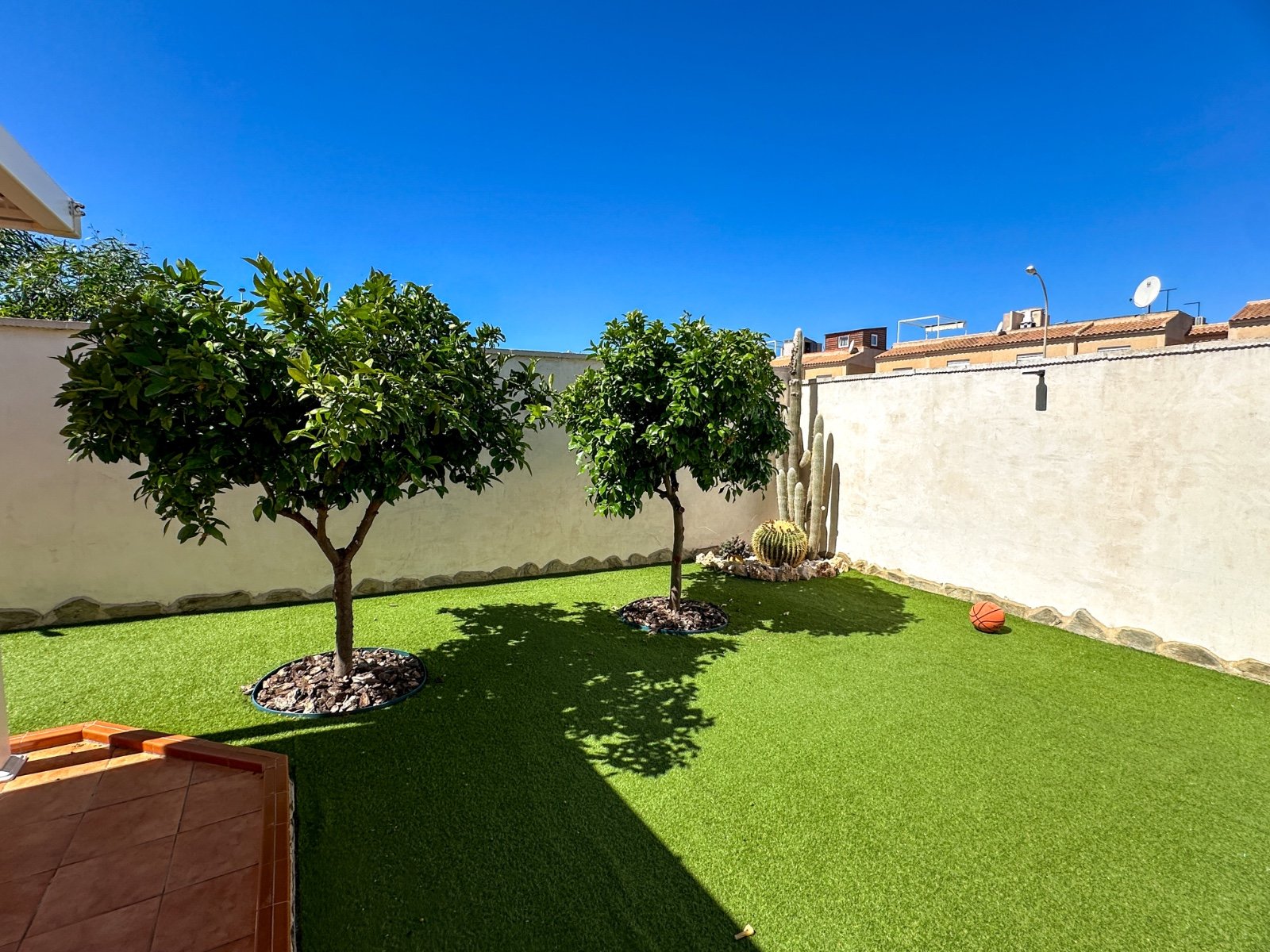 reistehende Villa mit 3 Schlafzimmern in Aguas Nuevas | Bestlage nahe La Purísima

Objektbeschreibung: Diese außergewöhnli