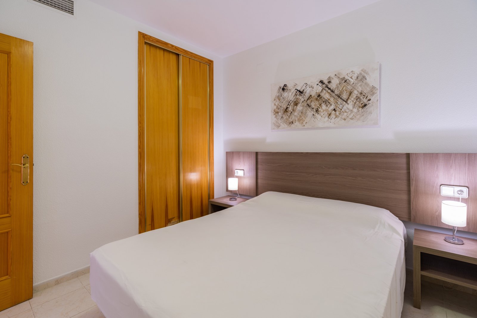 In der schönen Stadt Calpe gelegen, bietet diese Wohnanlage eine Vielzahl von Wohnmöglichkeiten, die auf unterschiedliche Bedürfnisse und Vorlieben z