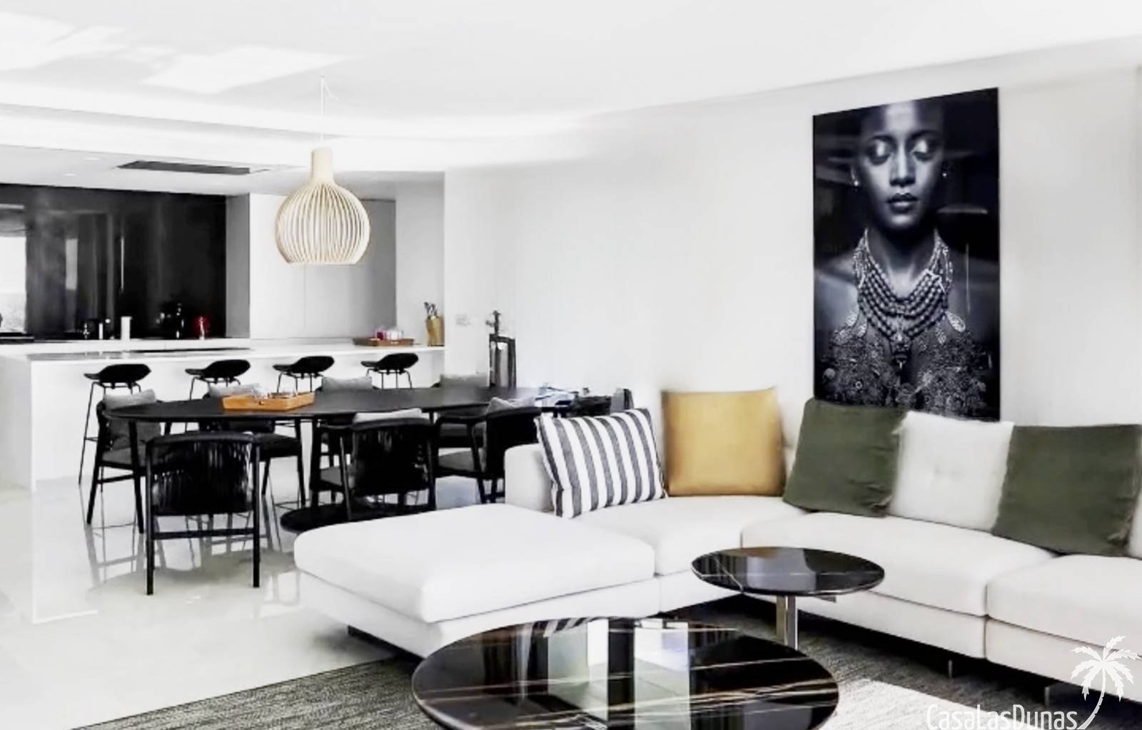 Dieser neue Immobilienkomplex in Relleu befindet sich in der Endphase des Baus. Es sind nur Einheiten mit 3 Schlafzimmern und 2 Bädern im Zwischenges