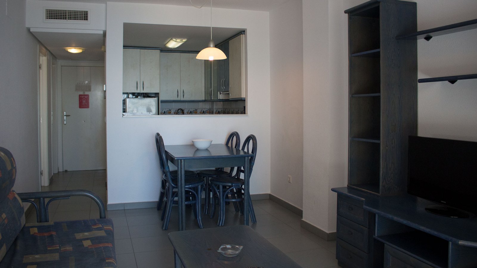 In der charmanten Stadt Calpe gelegen, bietet diese Wohnanlage eine exklusive Auswahl von 20 Immobilien, darunter Wohnungen und Penthäuser. Für dieje