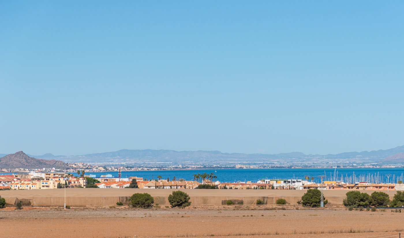 Dieses Wohnresort auf den charmanten Kleinen Inseln bietet ein einzigartiges Wohnerlebnis mit Meerblick. Es besteht aus 33 Immobilien, und die Bewohn