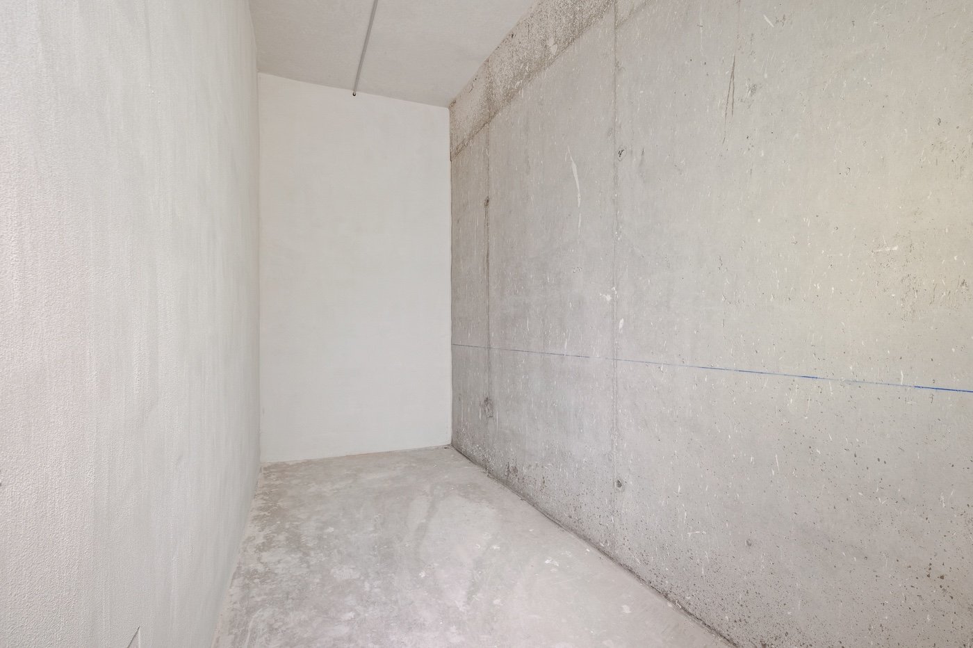 In einer der begehrtesten Lagen von Playa Flamenca an der Orihuela Costa präsentieren wir Ihnen diese exklusive Eck-Erdgeschosswohnung in einem erst