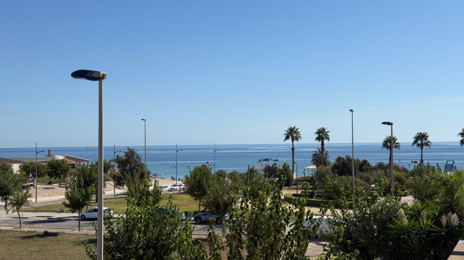 Espacioso Ático en Pilar de la HoradadaDescubra este encantador ático ubicado en la playa de higuericas, una de las zonas más acogedoras de Pilar de