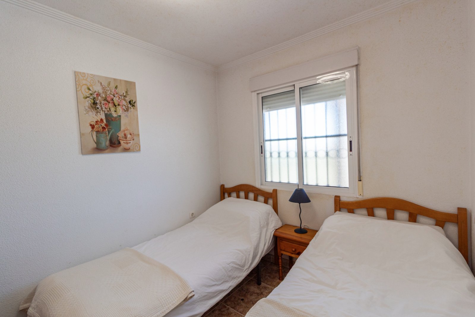 Wohnung im ersten Stock in La Zenia nur 700 Meter vom beliebten La Zenia Beach entfernt, bekannt für seinen Sandstrand, die entspannte Atmosphäre und