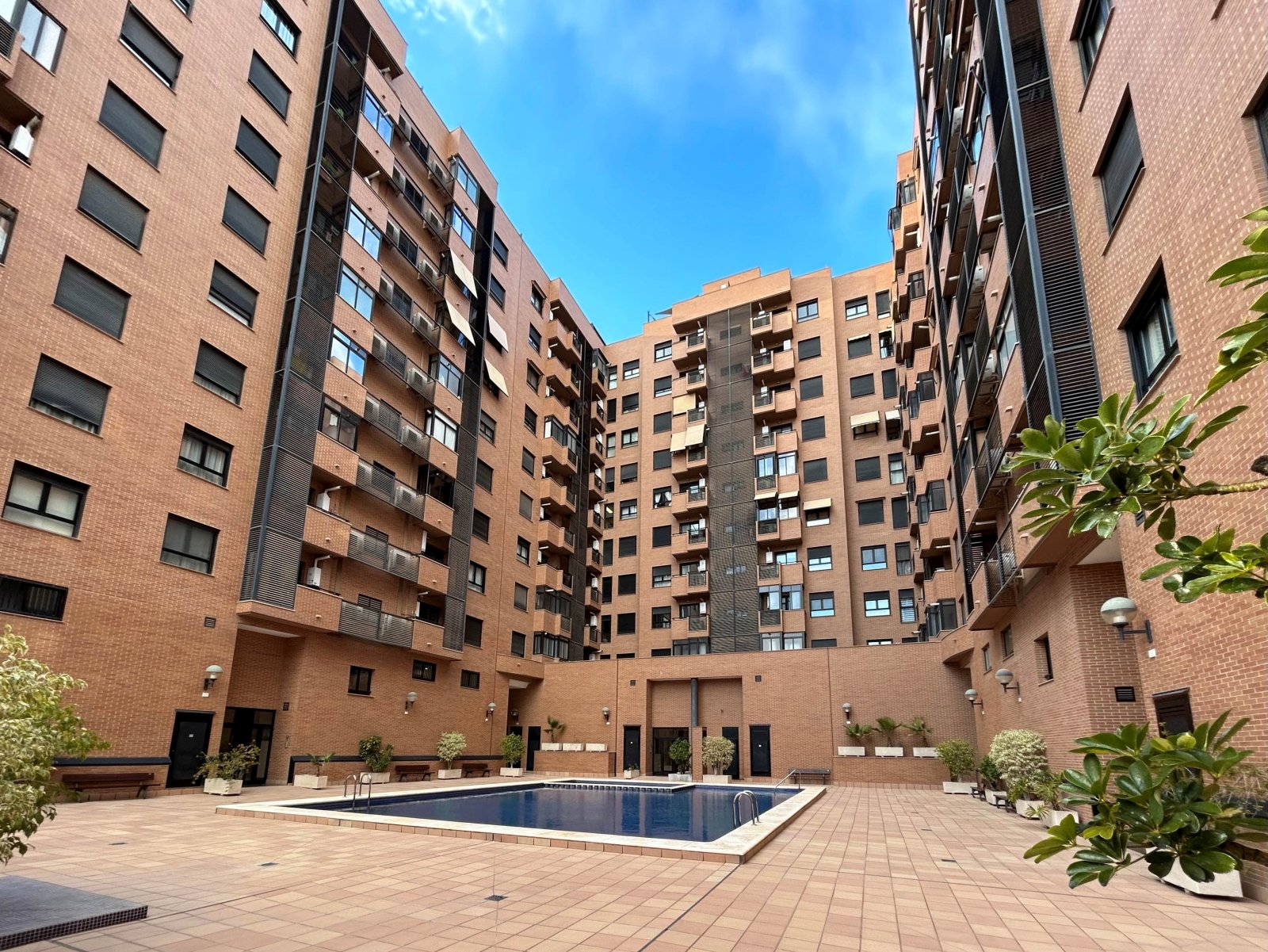 Alicante:  In der pulsierenden Stadt Alicante (Alacant) gelegen, bieten diese exklusiven Lofts eine einzigartige Gelegenheit, eine mediterrane Umgebung zu genie 