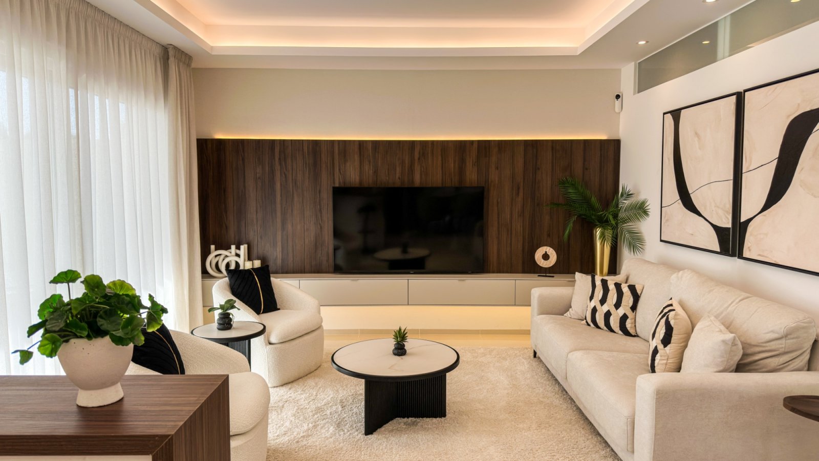  ​Genießen Sie erstklassigen mediterranen Lifestyle in dieser ultramodernen, 2024 erbauten Wohnung in Ciudad Quesada. Das energieeffiziente Objekt bes