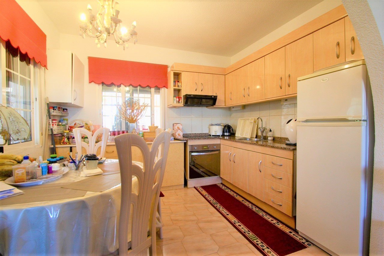 Detached villa with panoramic views
Detached villa with panoramic views over the surrounding area located in Villamartin
The pro