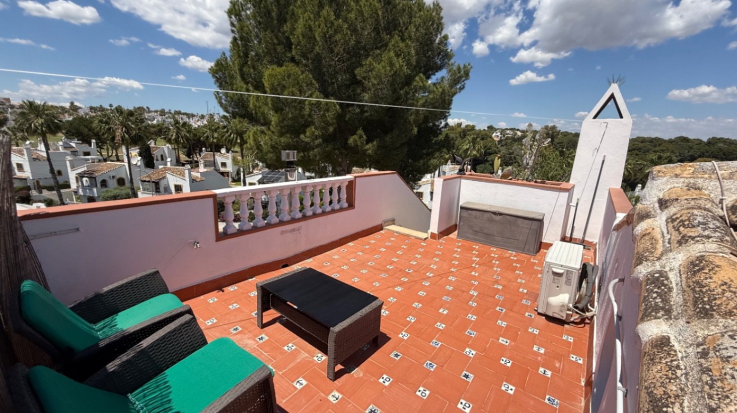  Charmantes Einfamilienhaus in Orihuela CostaDieses atemberaubende Einfamilienhaus in der malerischen Stadt Orihuela, Alicante, bietet ein außergewöhn