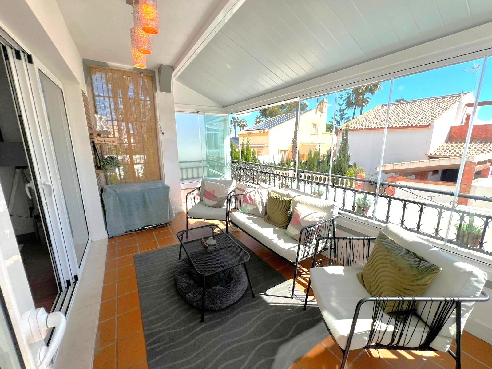   This modernized villa enjoys a calm and sunny location within a 5 minute walk from all services and amenities.&amp;#13;&amp;#13;
The spaci