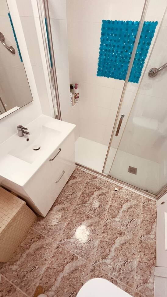 This beautifully renovated first-floor apartment is ideally situated in the sought-after area of Villamartin, offering a fantastic combination of mo