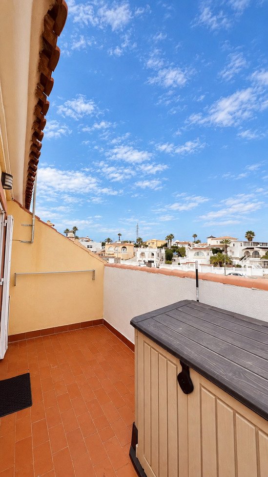 This beautifully renovated first-floor apartment is ideally situated in the sought-after area of Villamartin, offering a fantastic combination of mo