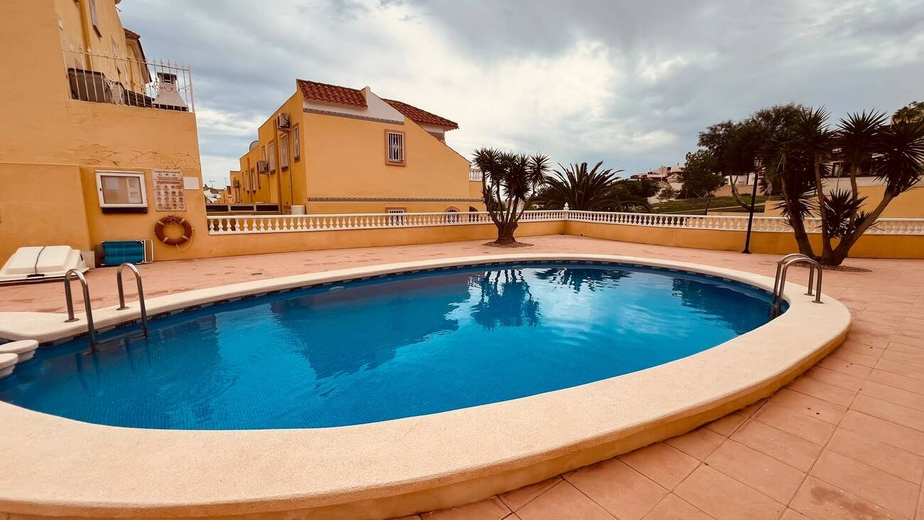 This beautifully renovated first-floor apartment is ideally situated in the sought-after area of Villamartin, offering a fantastic combination of mo