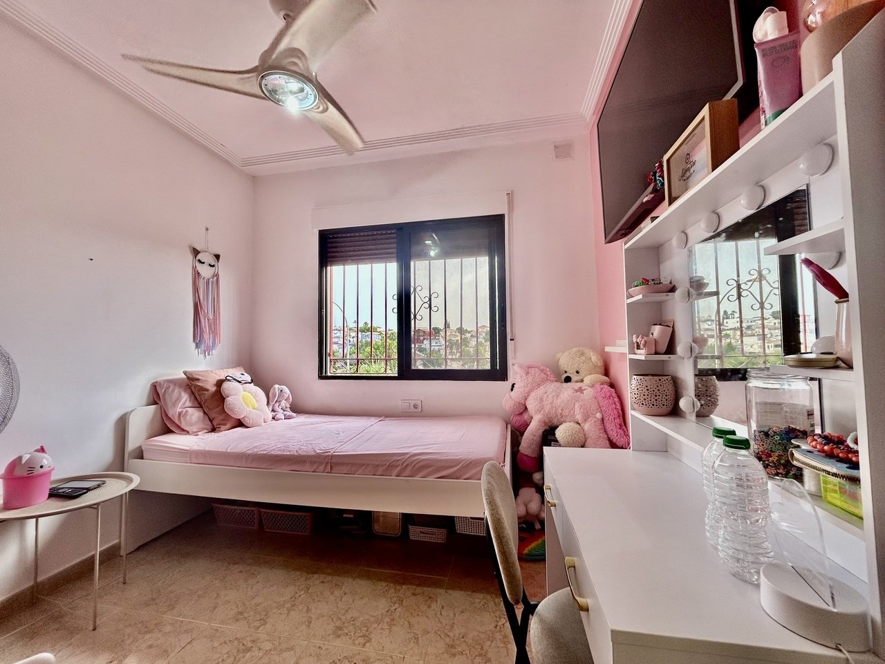   Elegant Detached Villa with Panoramic Sea Views in Prestigious Blue Lagoon, Villamartín
Experience the very best of Mediterranean living w