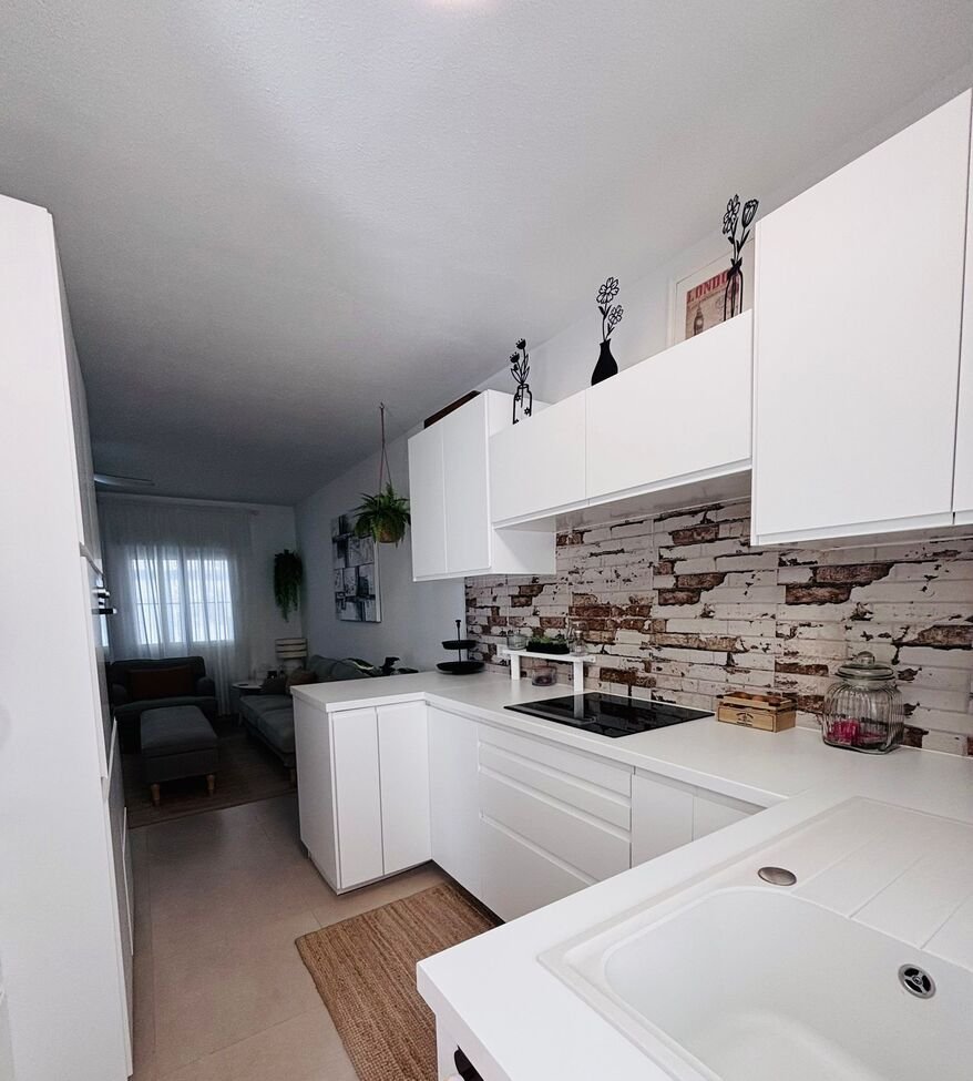 BEAUTIFULLY RENOVATED HOME WITH SUNNY PRIVATE GARDEN IN ORIHUELA COSTA
Property Overview
We are delighted to present this beauti