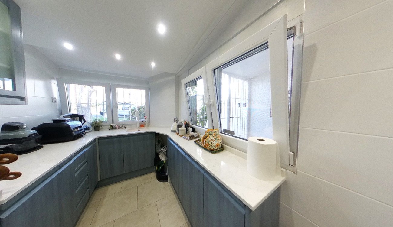We are delighted to present this beautifully positioned and fully renovated 2-bedroom, 2-bathroom south-facing townhouse, situated within a well-mai