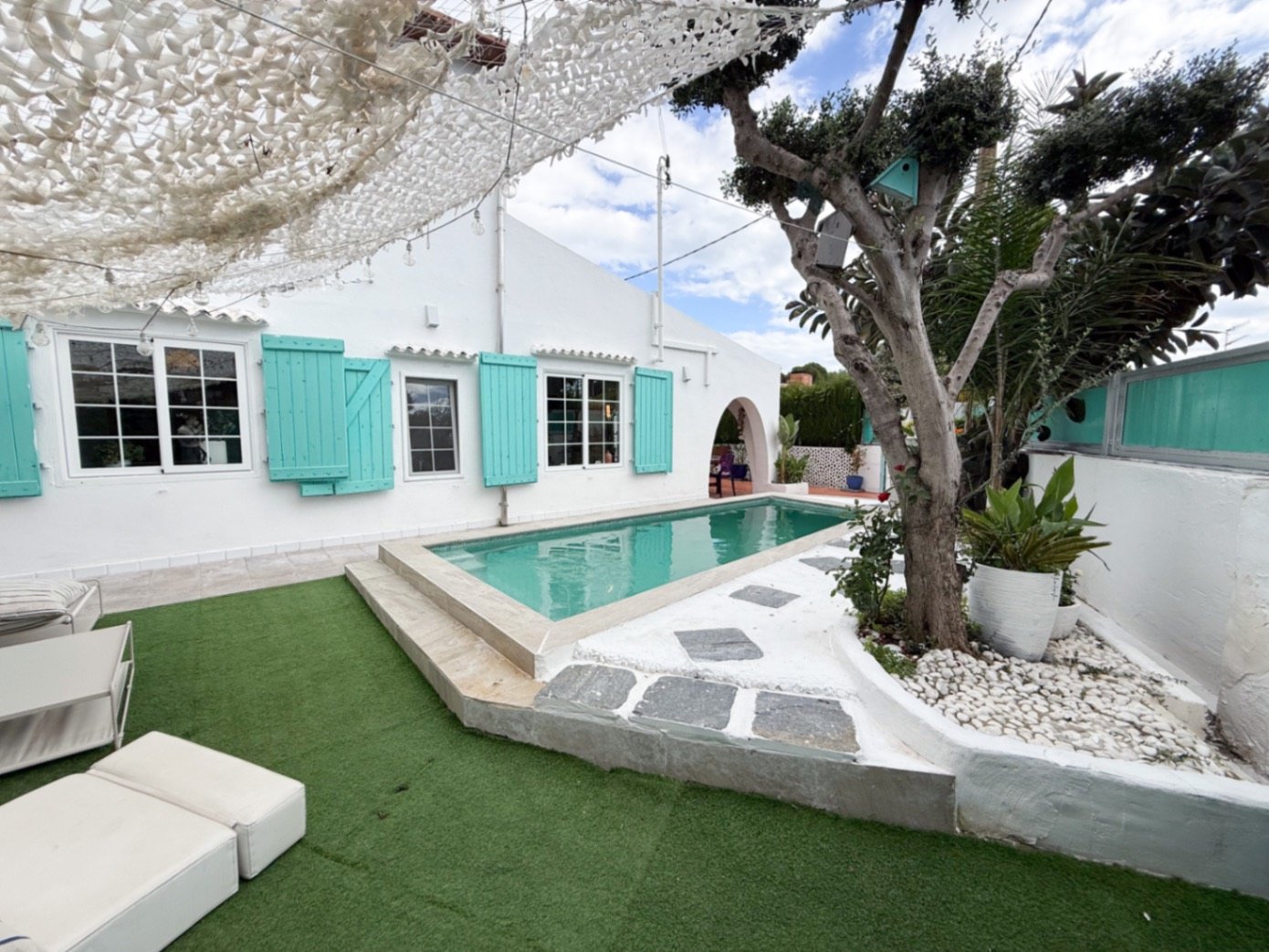 Tucked away in the peaceful residential area of Rocamar, this charming detached home offers a wonderful combination of privacy, outdoor living and pro