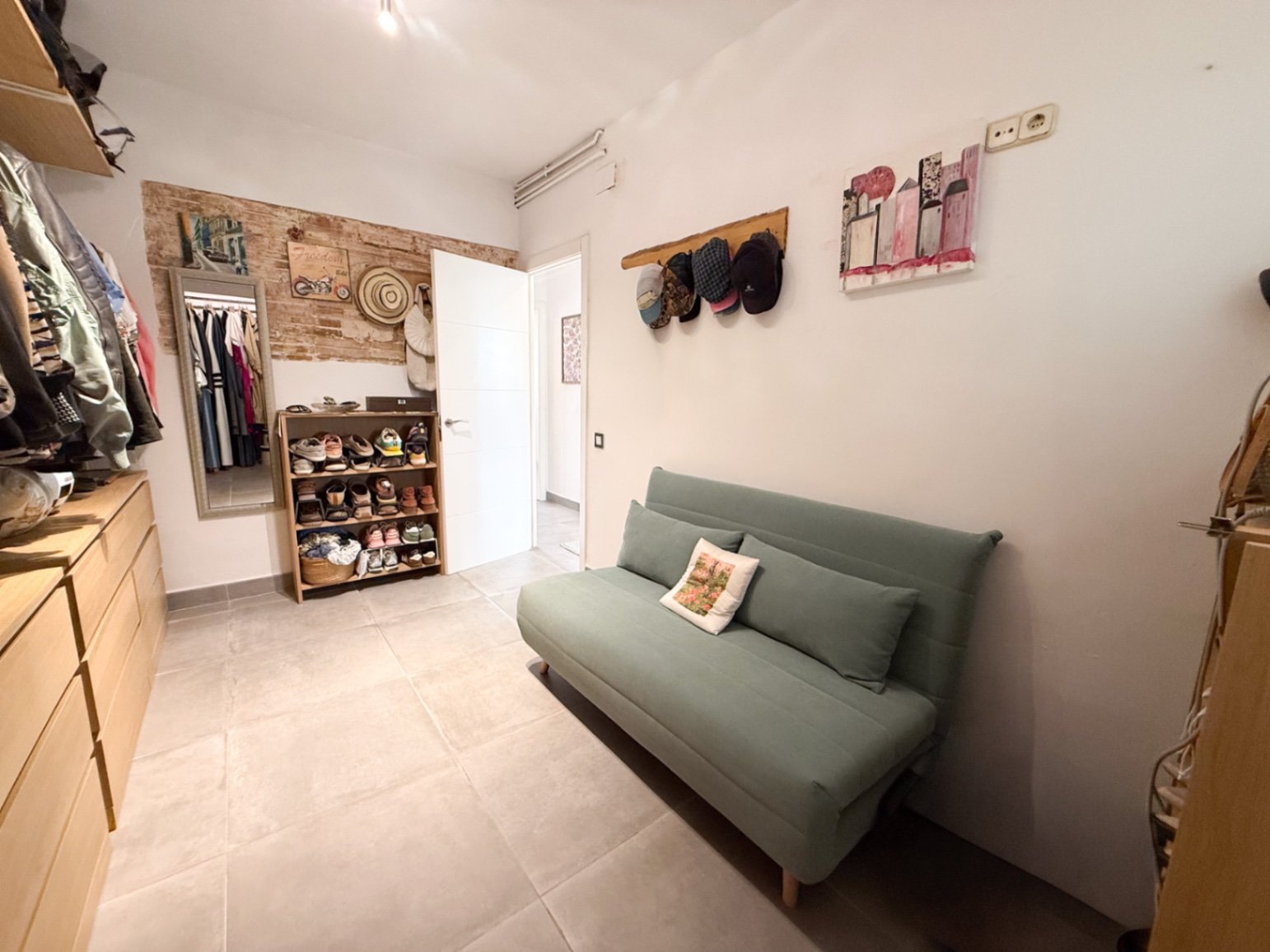 Tucked away in the peaceful residential area of Rocamar, this charming detached home offers a wonderful combination of privacy, outdoor living and pro