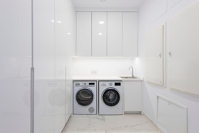 Diese exklusive Villa befindet sich in der schönen Stadt Calpe und bietet eine privilegierte Umgebung nur 1 km vom Meer entfernt. Entworfen für dieje