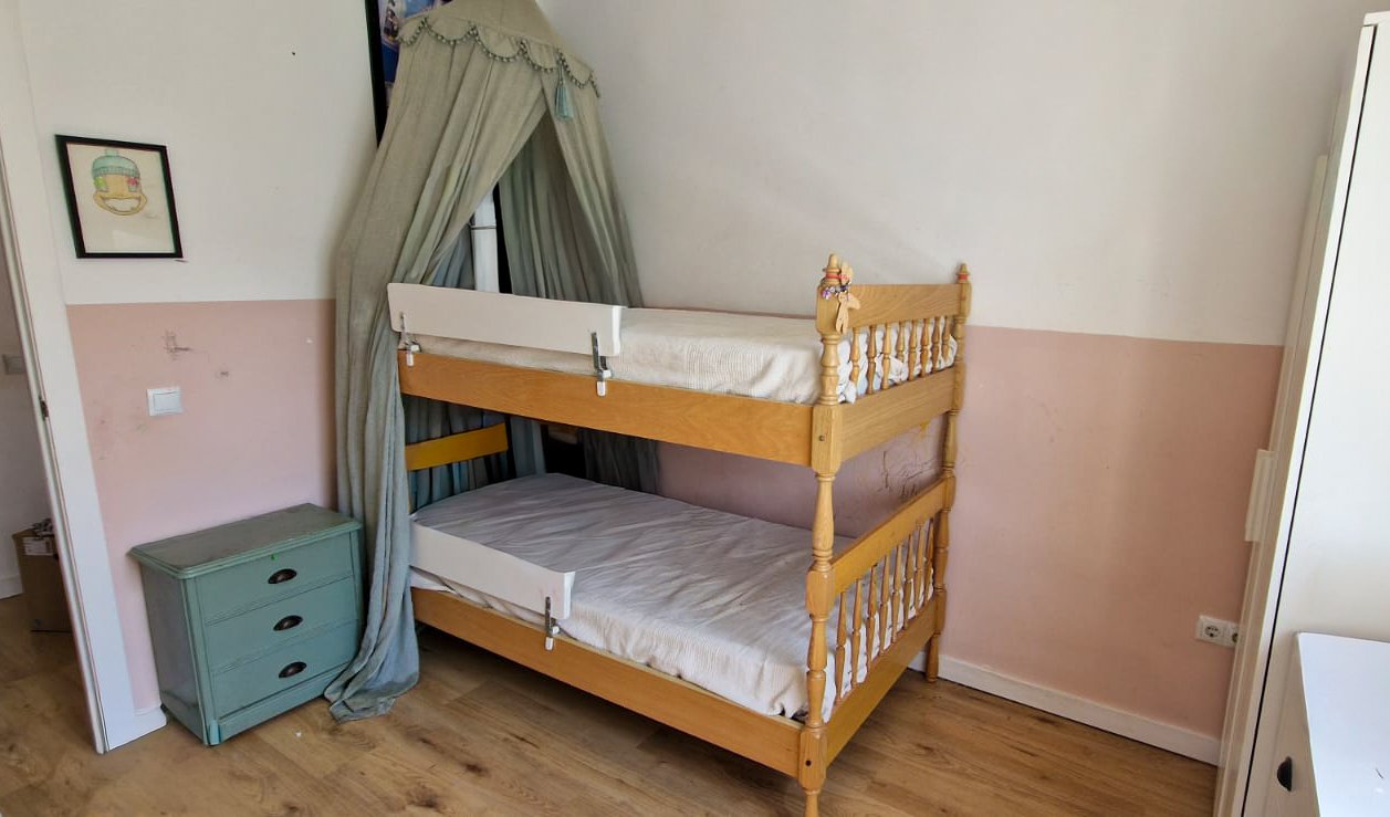 In Mas Alba, 1977 erbaut und im Laufe der Jahre sorgfältig renoviert, ist dies ein Zuhause mit Charakter – komfortabel, einladend und voller Möglichke