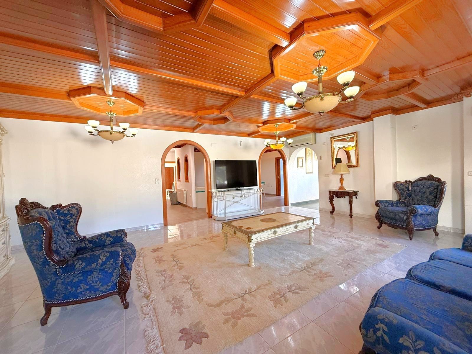   An impressive Mediterranea style  villa  enjoying a privileged elevated position and perfect orientation for sun close to 3 golf courses, white sand