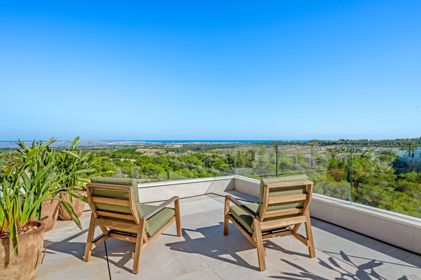 Villa exclusive à vendre à San Miguel de Salinas | Vue panoramique sur la mer | Piscine privée chauffée | Costa Blanca Sud

 