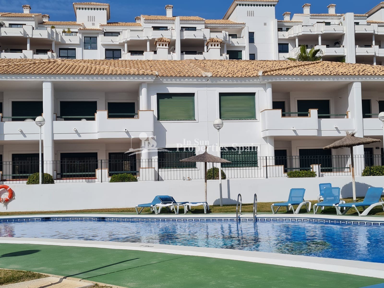 
												Schlüsselfertige Wohnungen zu verkaufen in Lomas de Campoamor, Orihuela Costa -inklusive Elektrogeräte und Klimaanlage! 

Entdecken Sie d