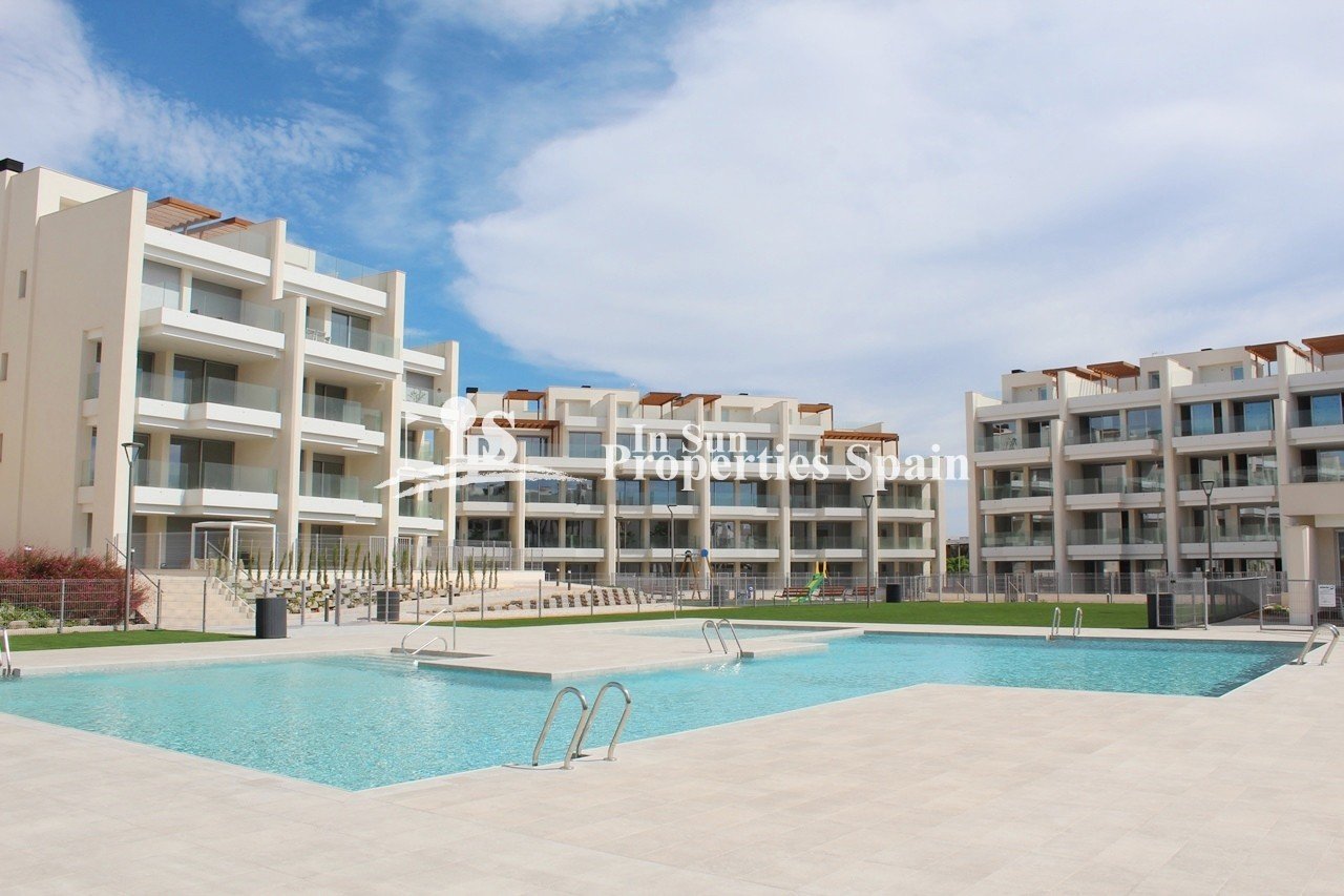 
												NEU GEBAUTES EXKLUSIVES ERDGESCHOSS APARTMENT IN VILLAMARTIN AREA - schöne Gemeinschaftseinrichtungen und in der Nähe von allen Annehmlic