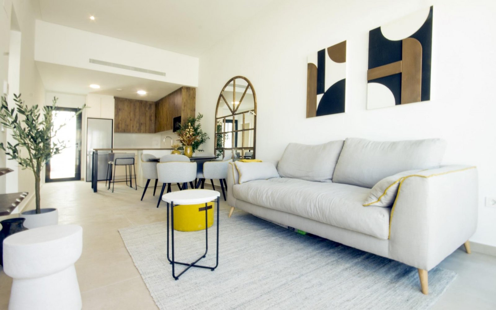 Neubau-Wohnanlage in San Fulgencio
Zeitgemäße Wohnungen mit außergewöhnlichen Eigenschaften
Entdecken Sie diese neue Wohnanlage in San F