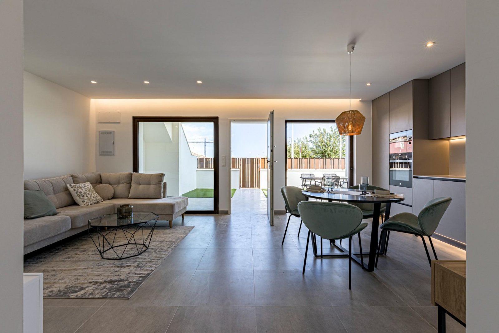 NEUBAU EINER WOHNANLAGE MIT BUNGALOWWOHNUNGEN IN PILAR DE LA HORADADA
Neubau einer exklusiven Wohnanlage mit 22 hochwertigen Bungalowwoh