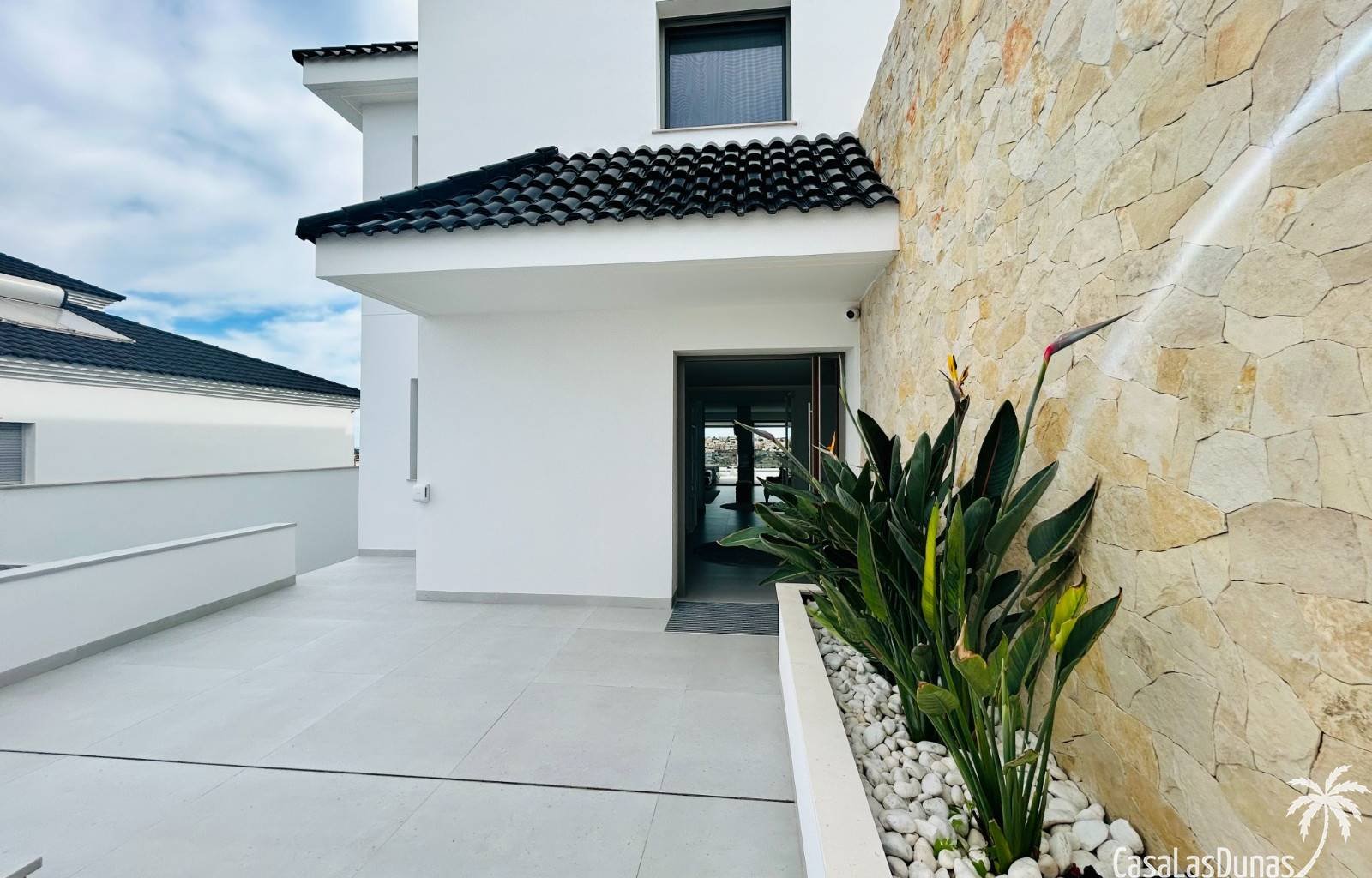 Luxusvilla-Schlüssel bereit!
 Komplett möblierte Villa in wunderschöner Lage in Ciudad Quesada. Diese Villa bietet einen wunderschönen Blick auf die