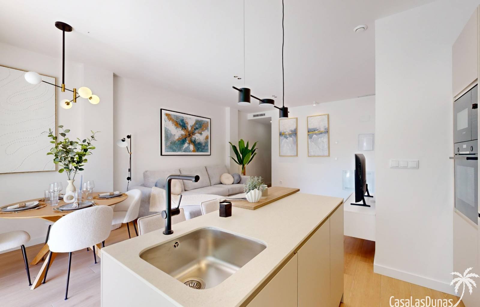 Diese wunderschönen neuen Apartments liegen direkt im Zentrum von Guardamar, nur 600 Meter vom Sandstrand entfernt. Sie sind geräumig, mit 3 Schlafzi